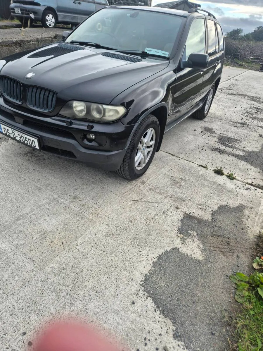 BMW X5 - Image 2