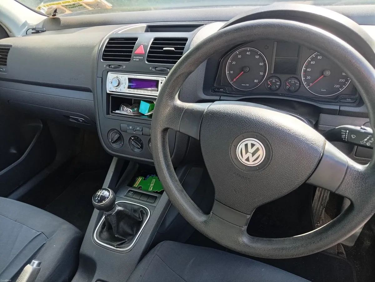 Volkswagen Golf 2009 - Image 3