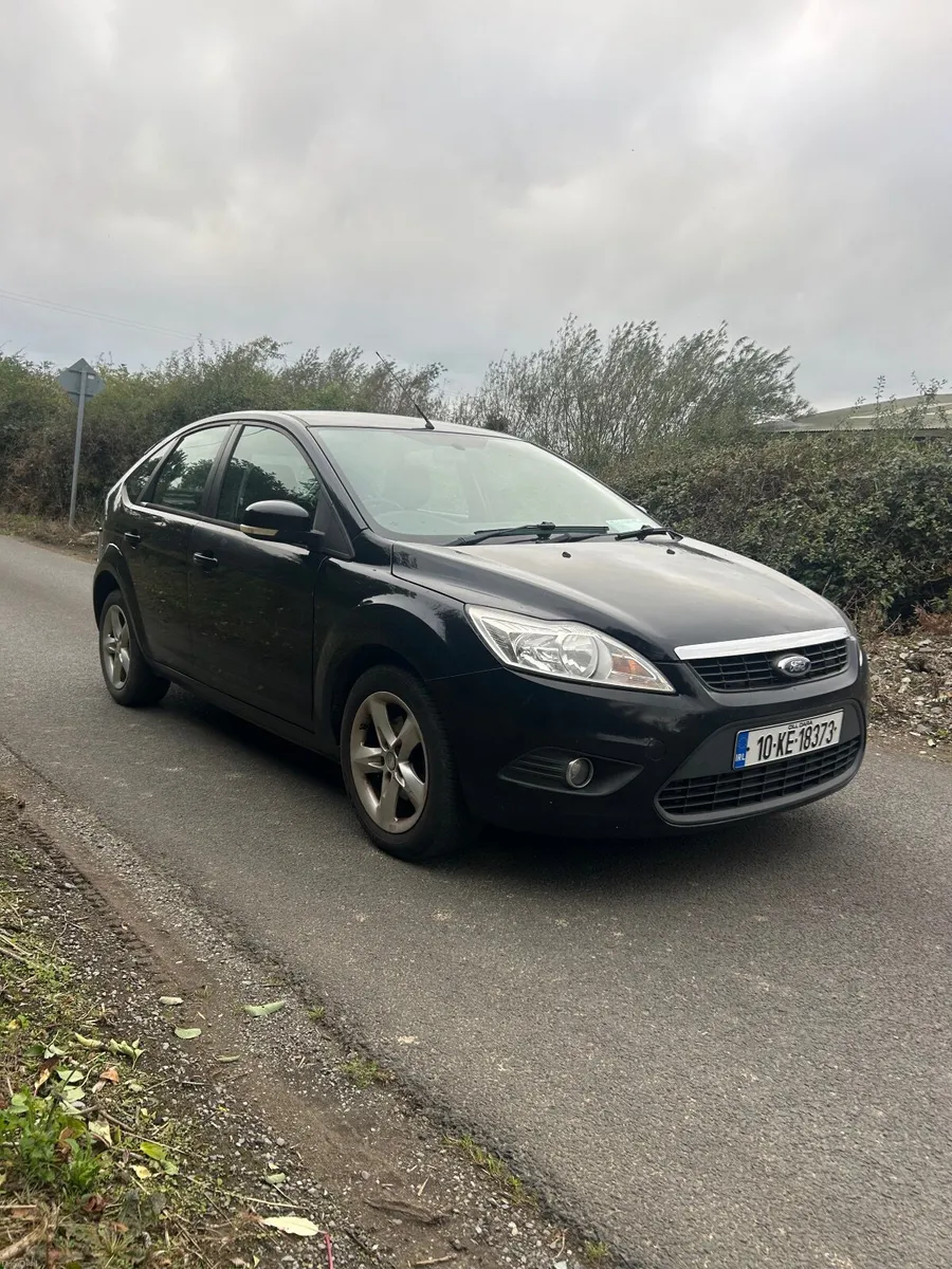 Ford Focus 2010 - Image 1