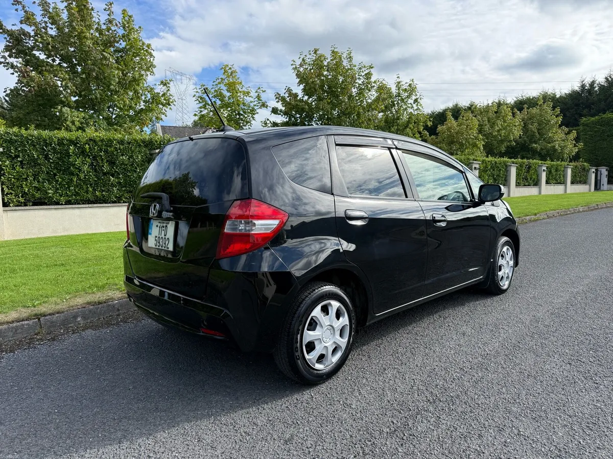2011 Honda fit 1.3 Petrol Automatic NEW NCT - Image 3