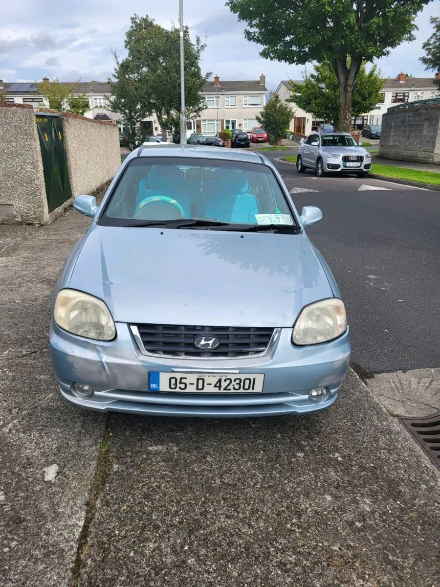 hyundai accent automatic 2005 - Image 1