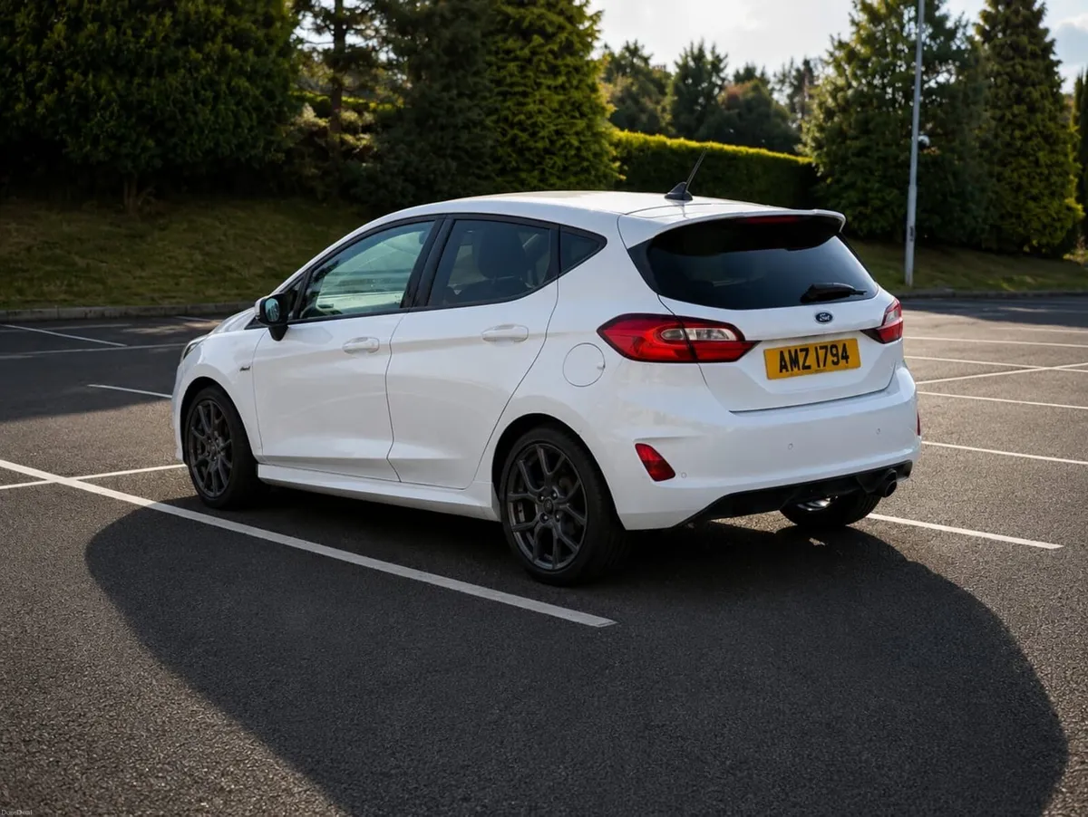2023 Ford fiesta st line - Image 3