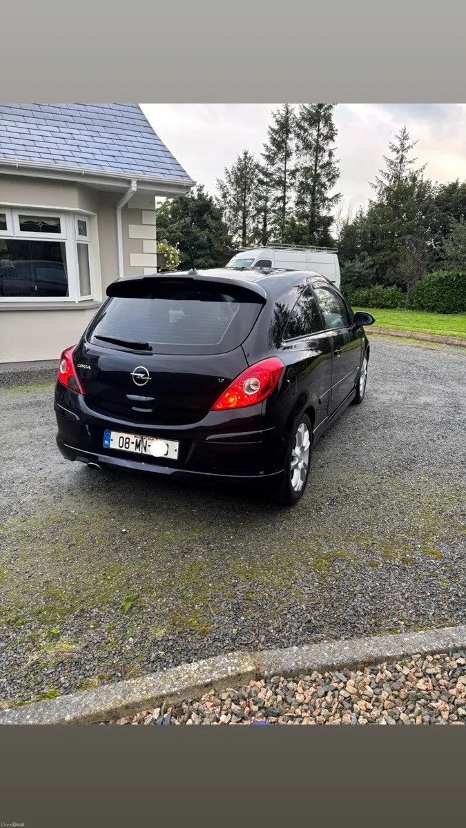 Opel corsa 1.2 petrol 2008 - Image 5