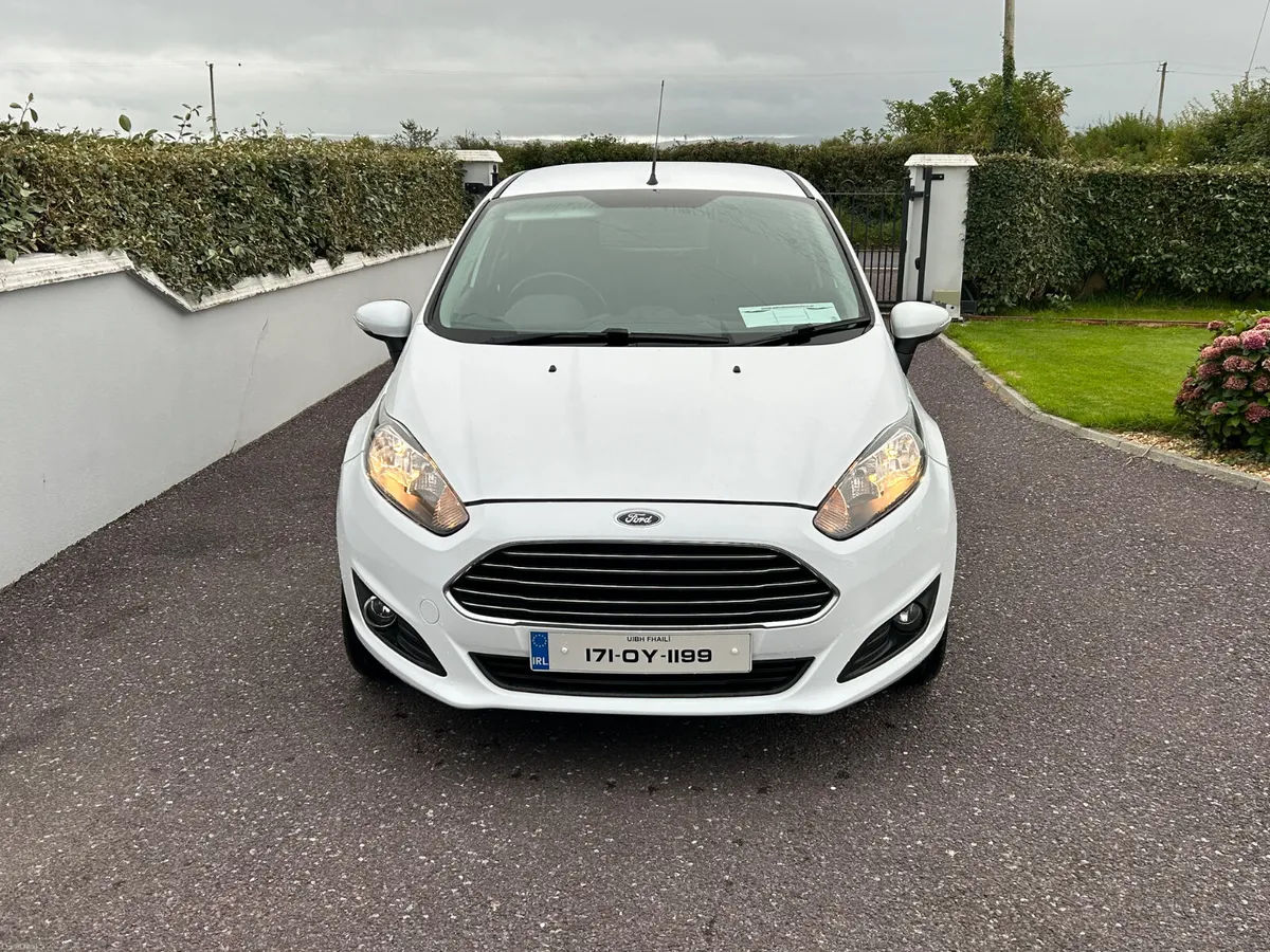 Ford Fiesta 2017 - Image 2