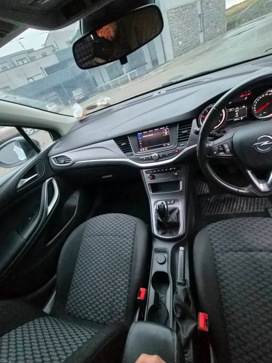 Opel astras van - Image 6