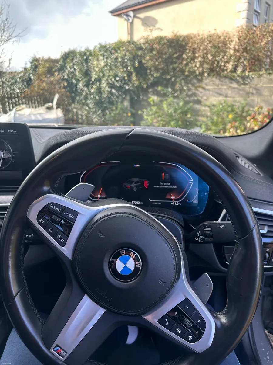Car - Image 6