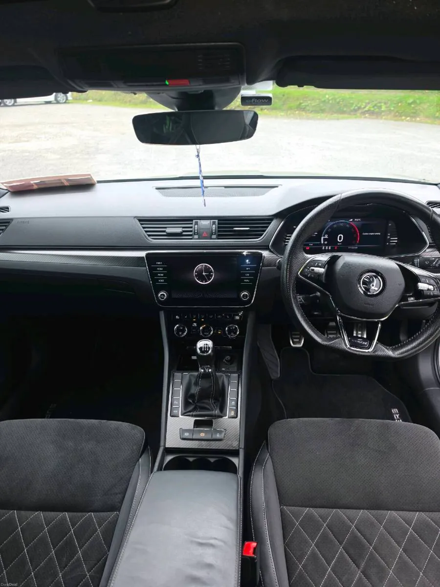 Skoda Superb Sportline - Image 5