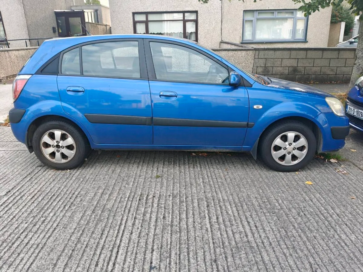 Kia Rio - NCT until November - Image 4