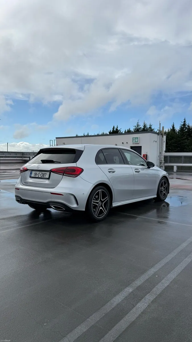 Mercedes Benz A Class 180d AMG Line - Image 4