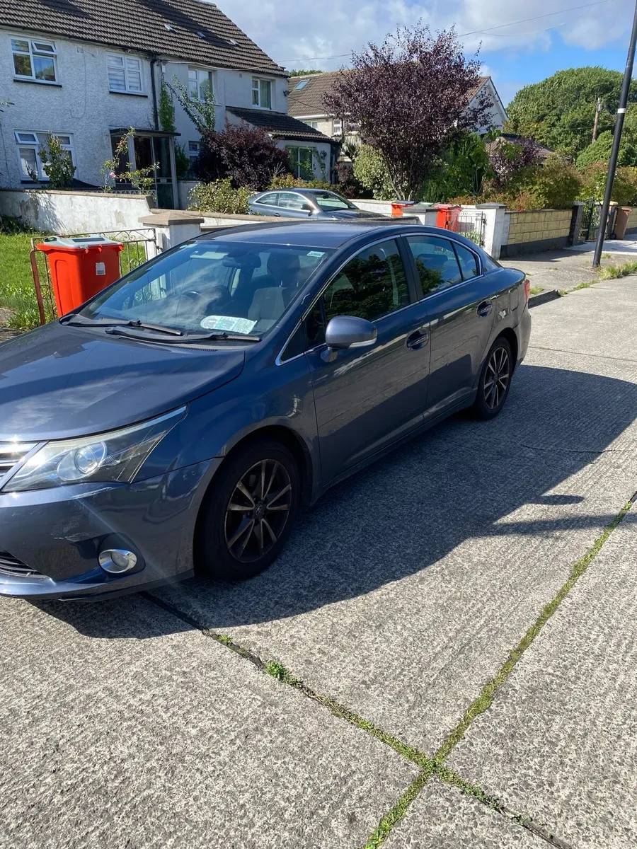 Toyota avensis - Image 4