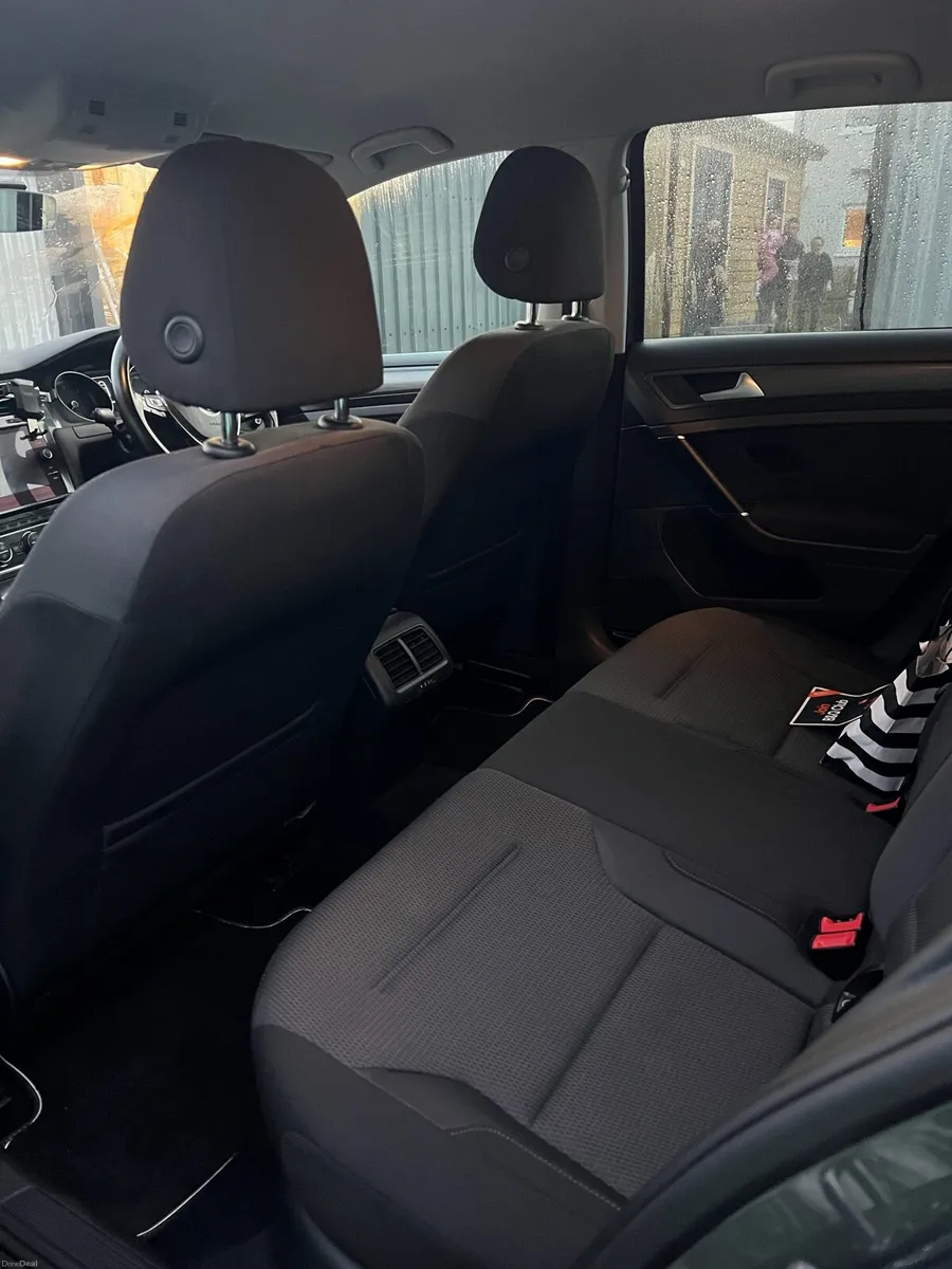 VW Golf - Image 6