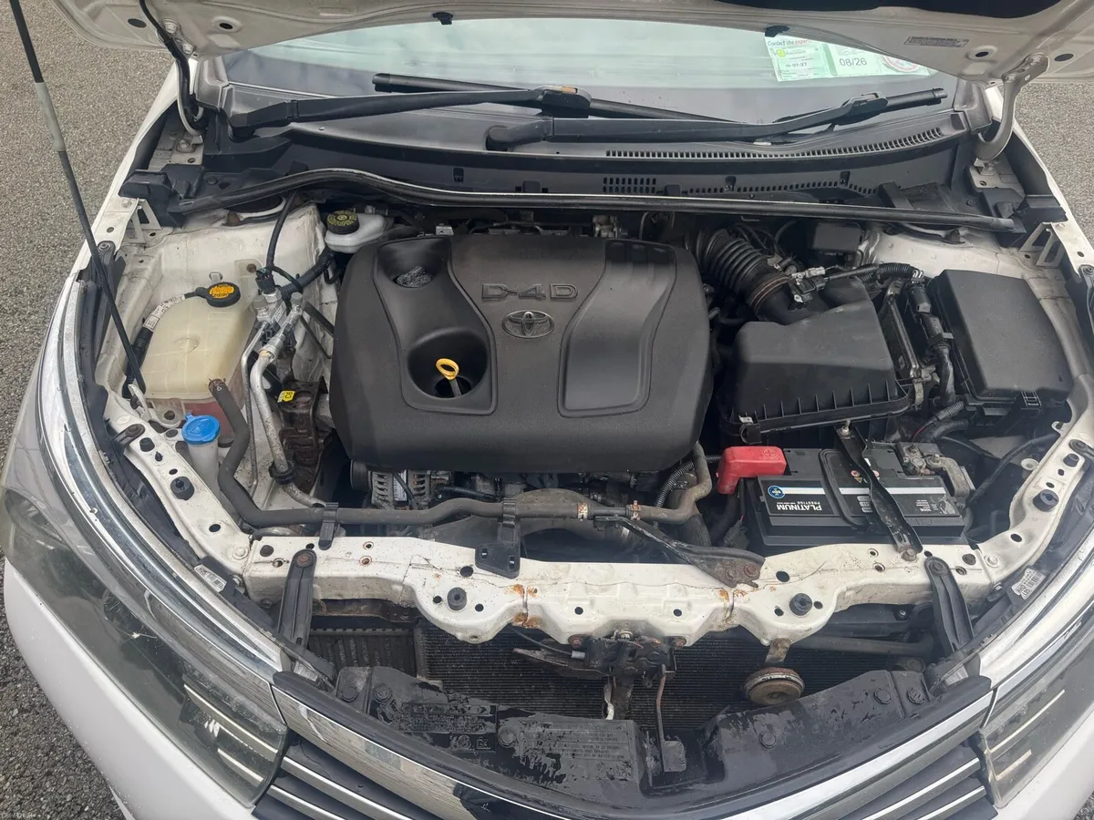 142 Toyota Corolla - Image 5