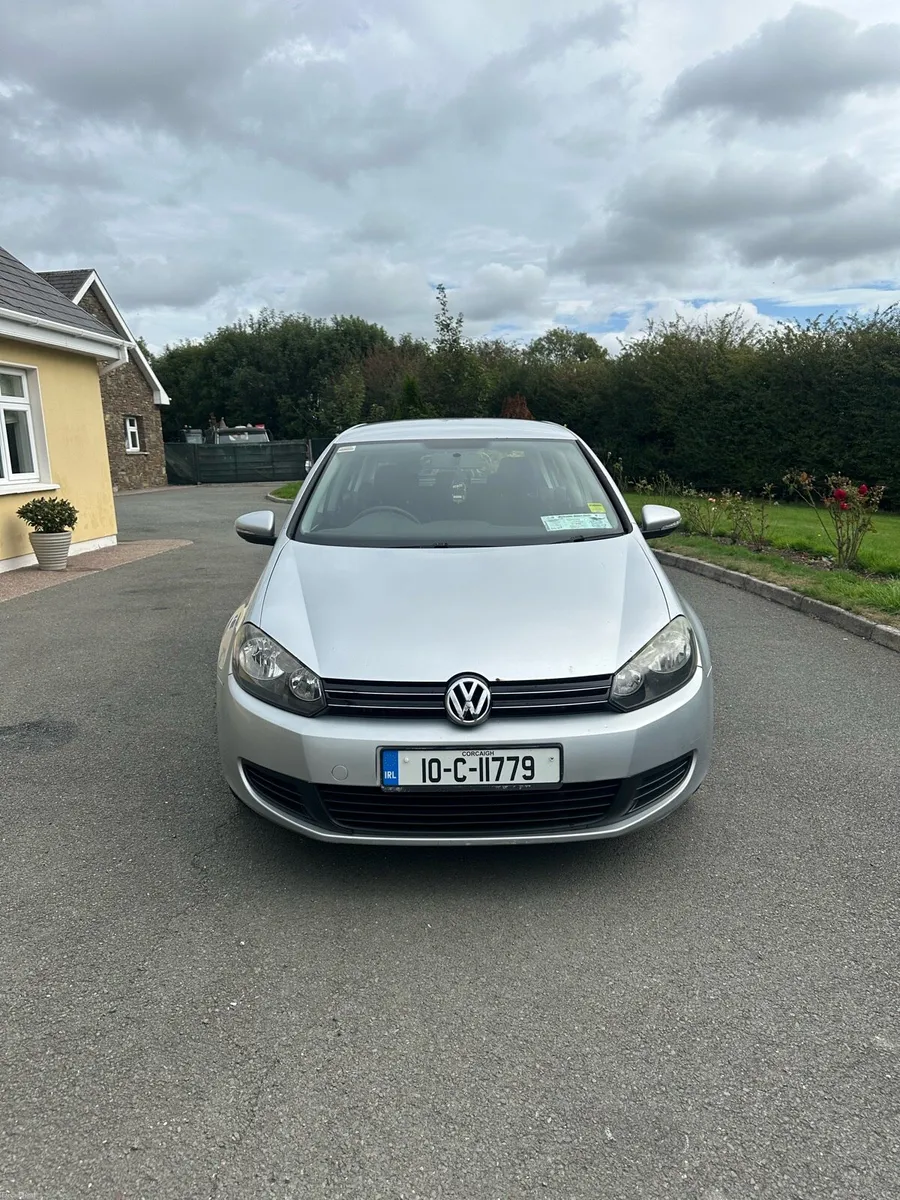 2010 Volkswagen Golf 1.6 TDI Comfortline - Image 3