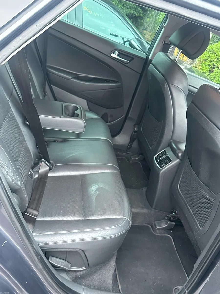 Hyundai Tucson 1.7 SPORT Executive Low Mileage - Image 5