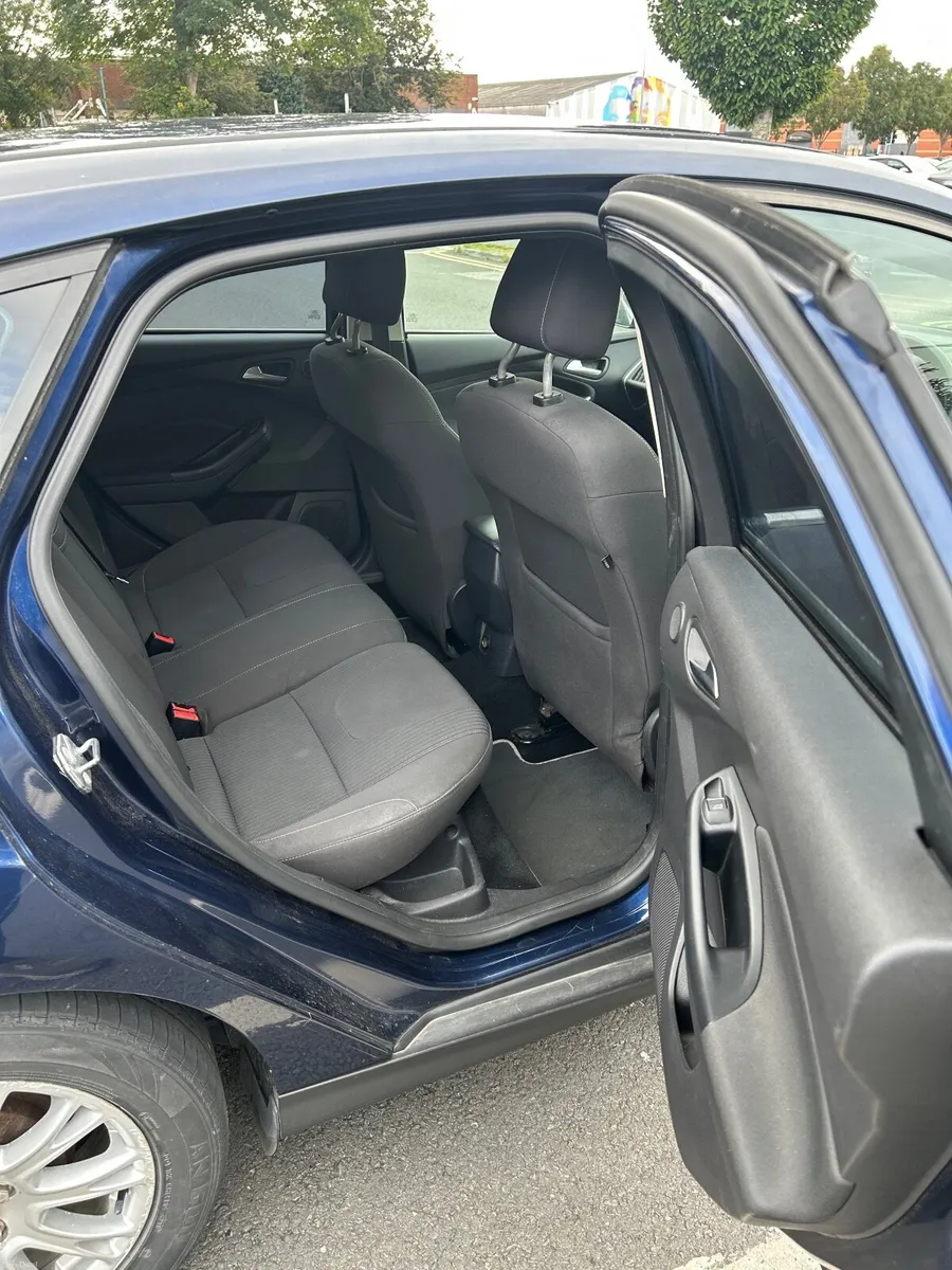 Ford Focus 2012 - Image 4