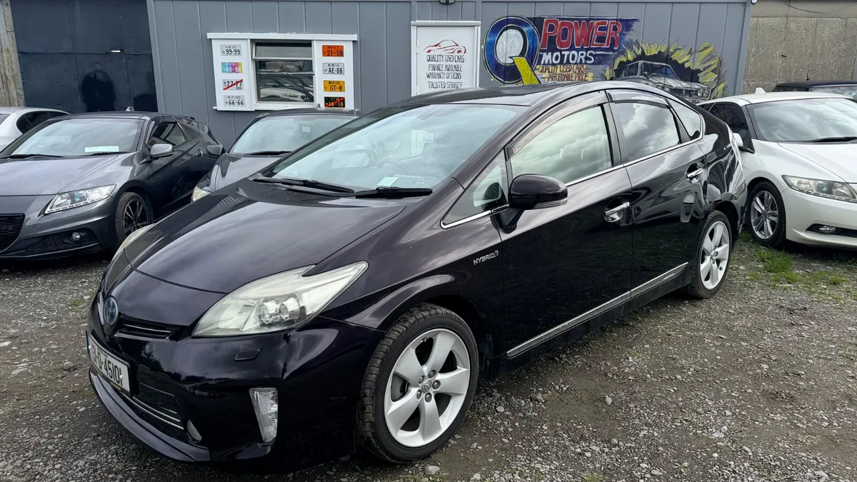 Toyota Prius 2013 Hybrid  LEATHER SEAT - Image 2