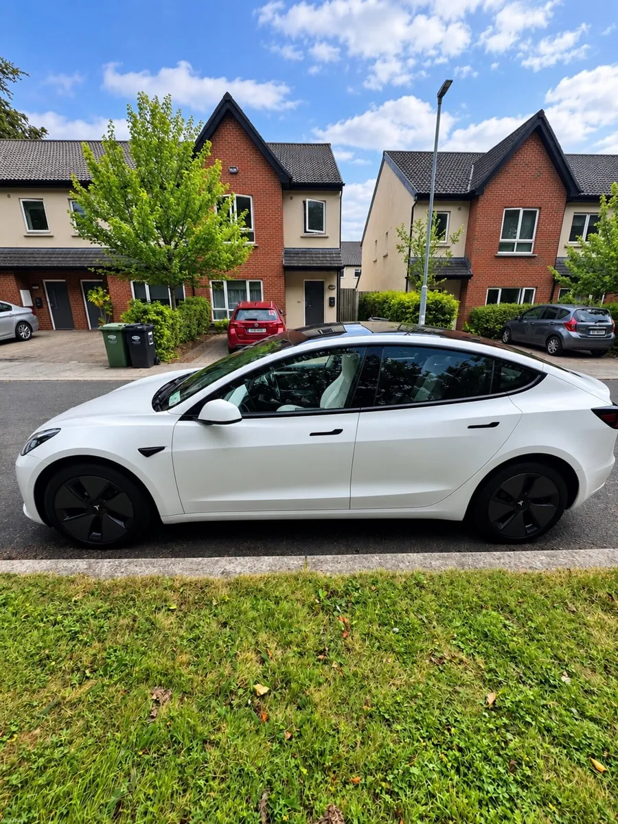 Tesla Model 3 SR Plus - Rare White Interior - Image 5
