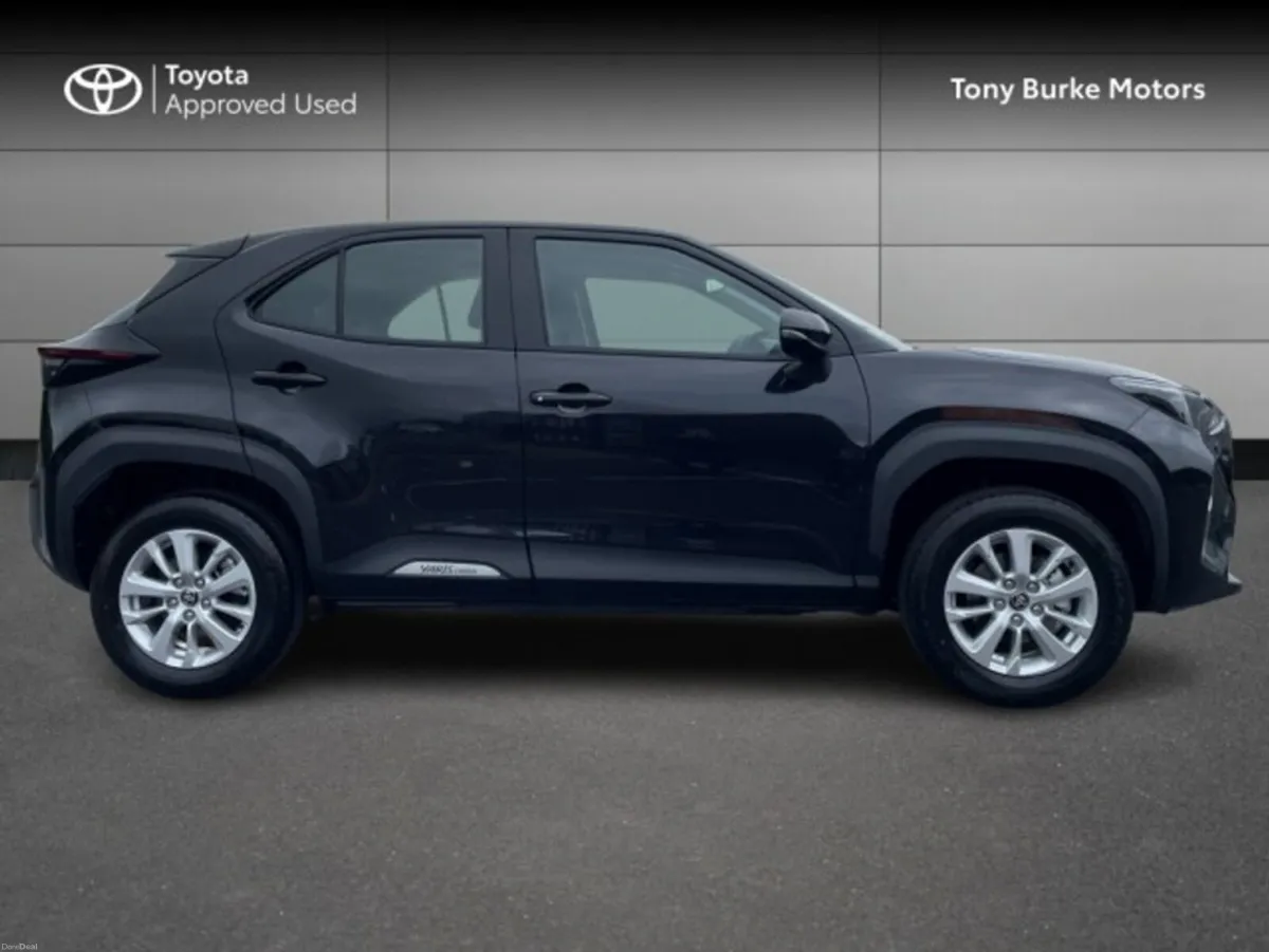 Toyota Yaris Cross - Luna - 1.5 Hybrid – Aut - Image 3