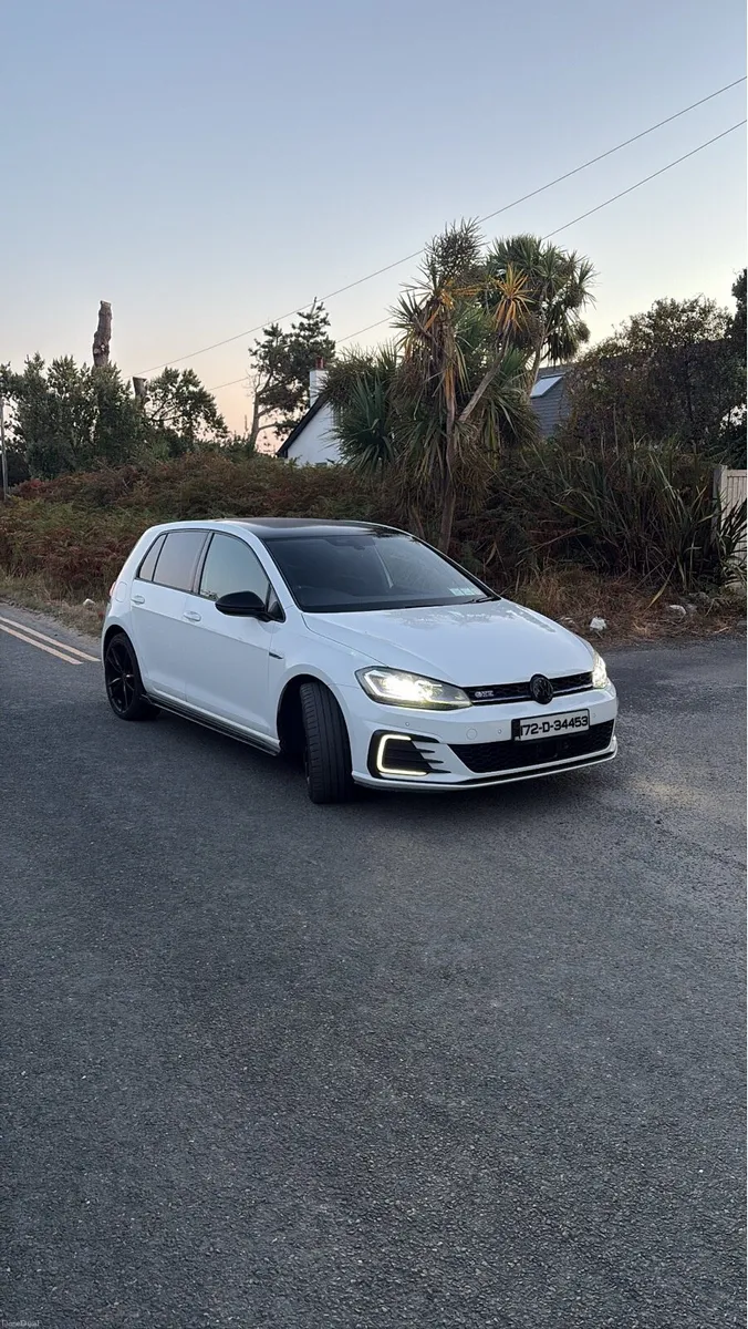 Volkswagen Golf GTE MK7.5 - Image 3