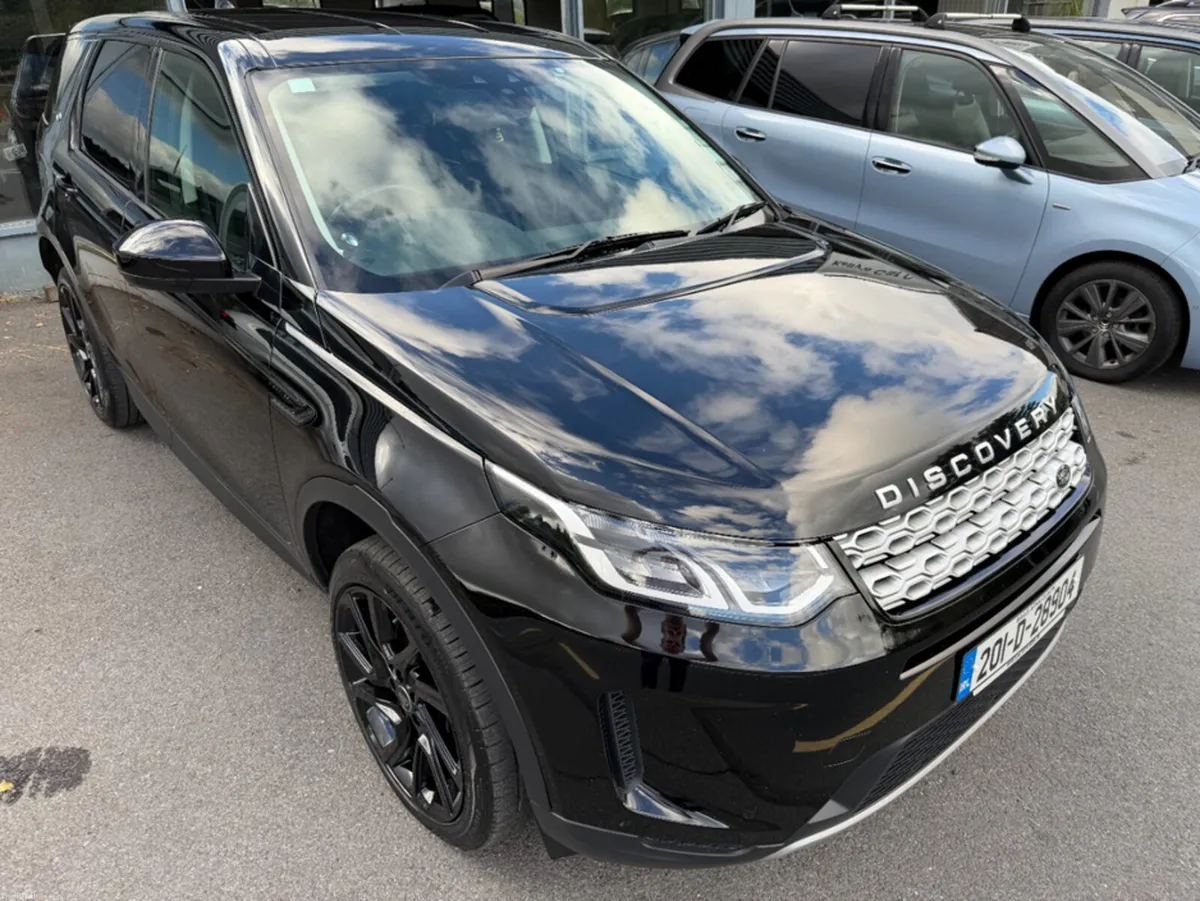 Land Rover Discovery Sport 2.0 D  7 SEATS D180 AWD - Image 1