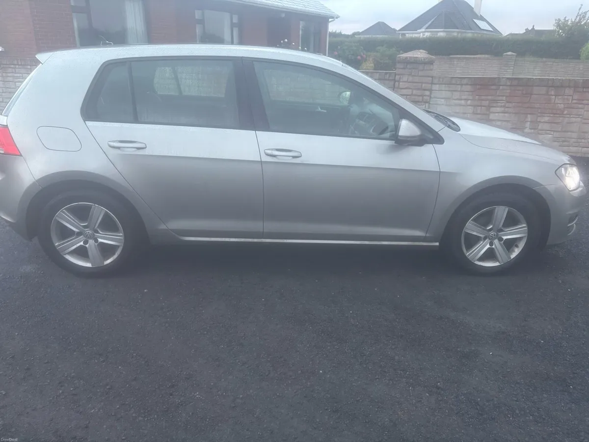 Volkswagen Golf Highline 1.6 - Image 3