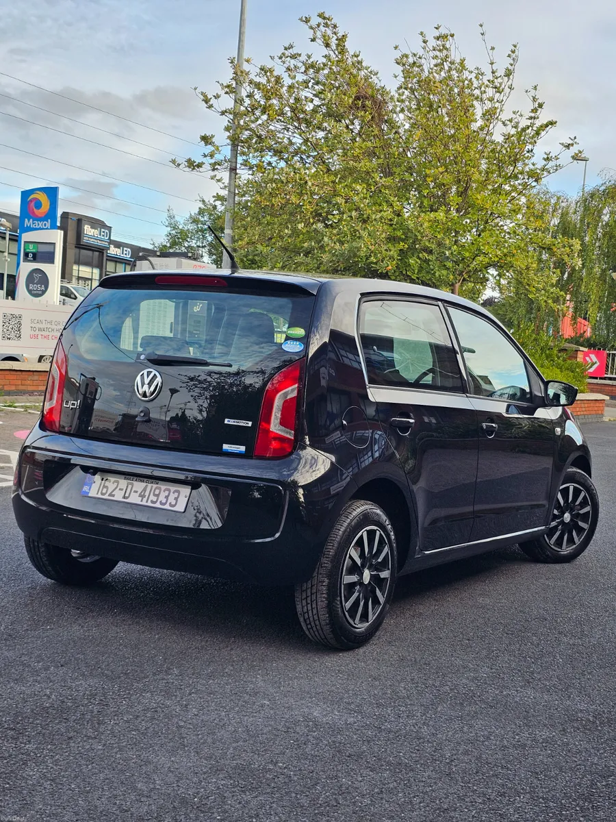 Volkwagen Up 2016  Automatic - Image 2