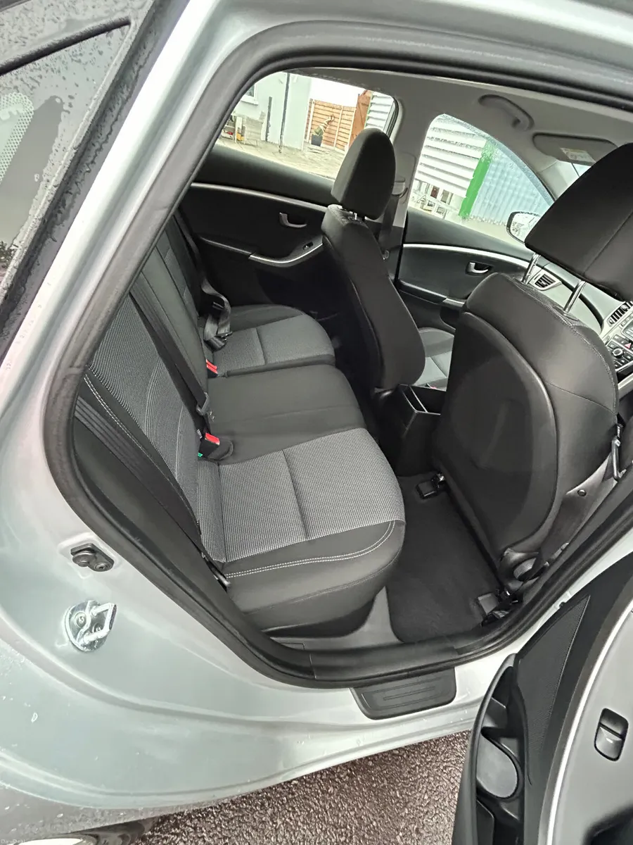 Hyundai i30 2015 - Image 5