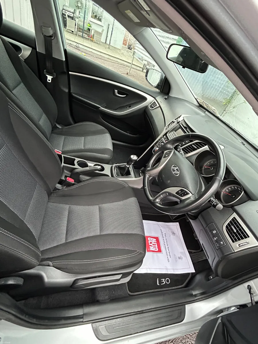 Hyundai i30 2015 - Image 6