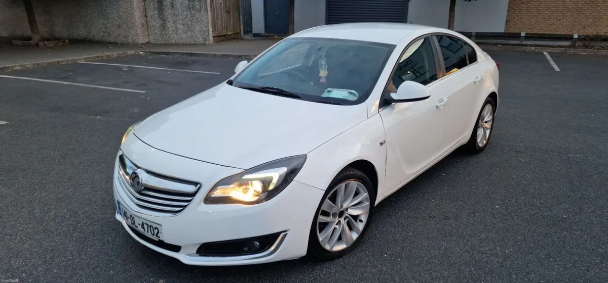 2014 Vauxhall Insignia SRI 2.0 CDTI - Image 1