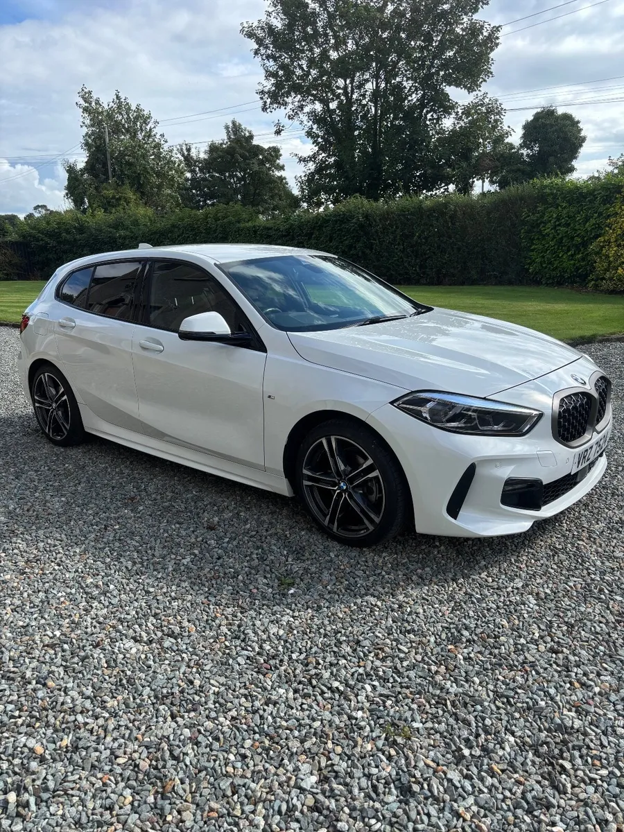 BMW 1-Series 2024 - Image 1