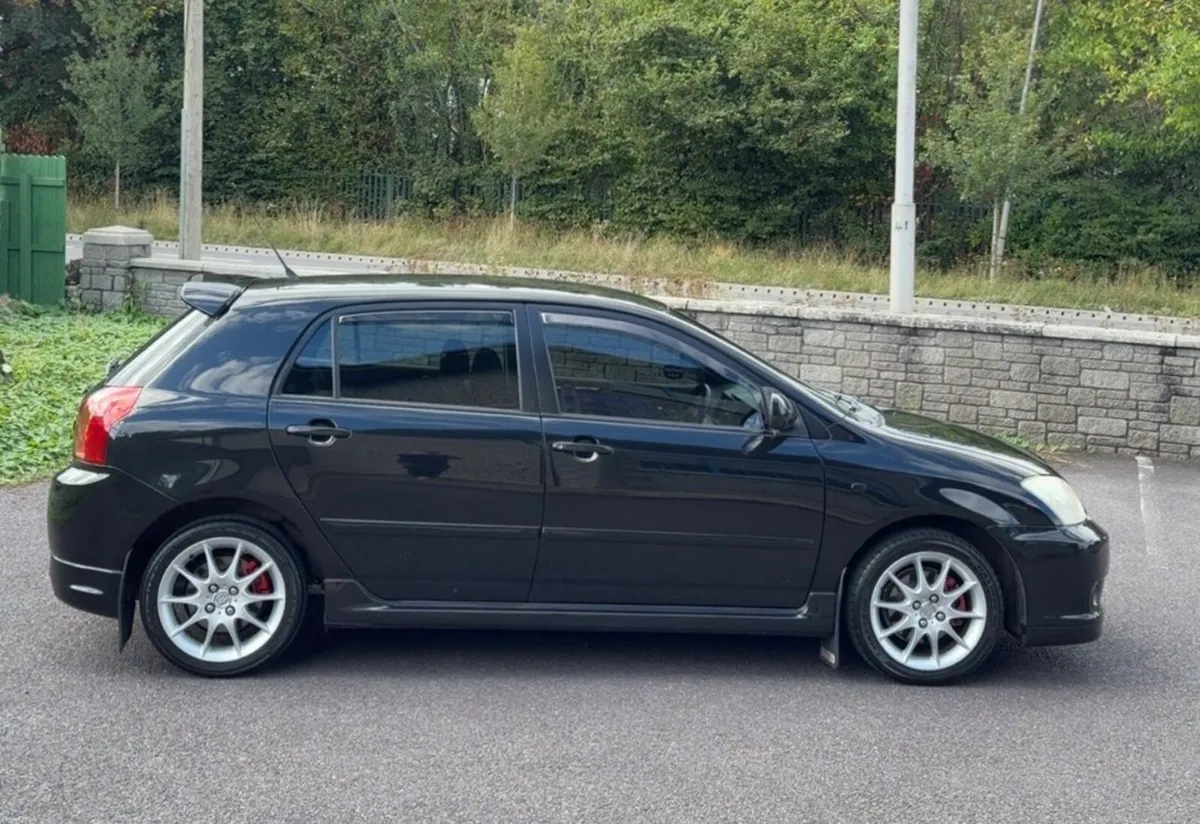 *05 Toyota Corolla 1.4D4D T3 model* - Image 5