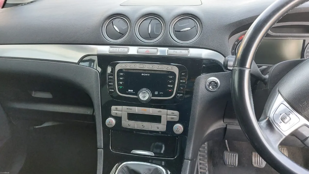Ford S-Max 2010 - Image 3