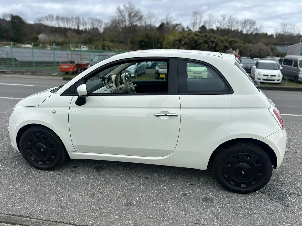Fiat 2015 AUTO - Image 1