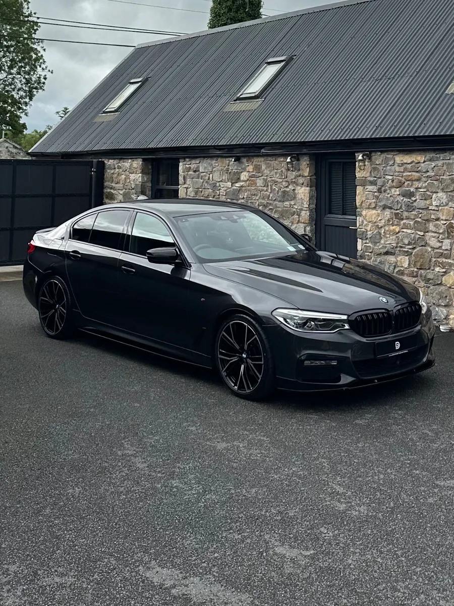 2018 BMW 5 SERIES M SPORT AUTO - Image 1