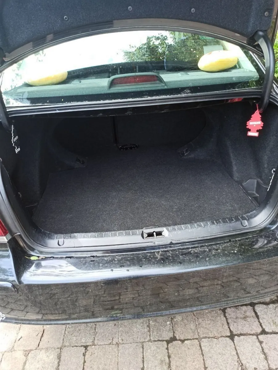 Toyota Avensis 2007 - Image 5