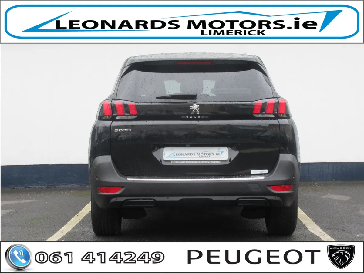 221 Peugeot 5008 Allure 1.2P *3 ISOFIX* - Image 4