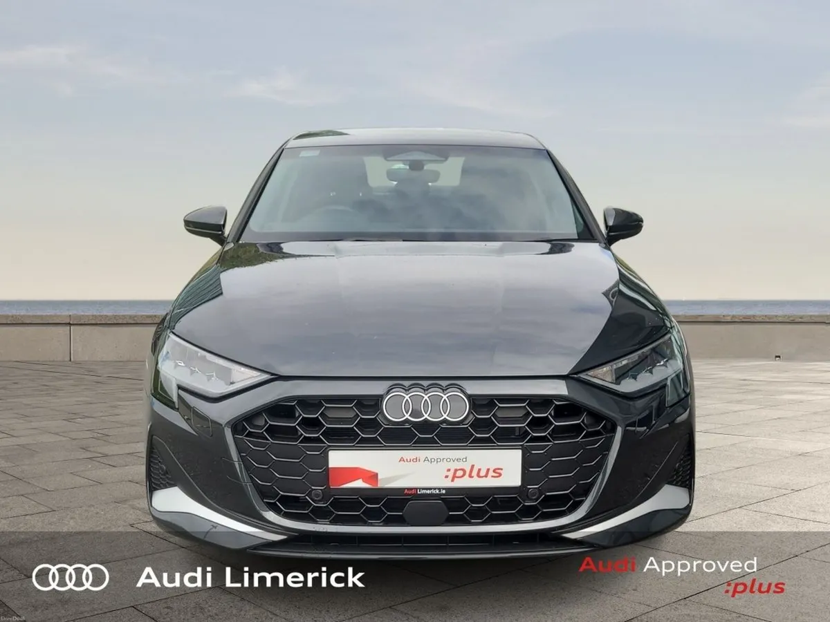 Audi A3 *SAVE €4921 VS NEW* SE TFSI 85kW 6-speed - Image 2