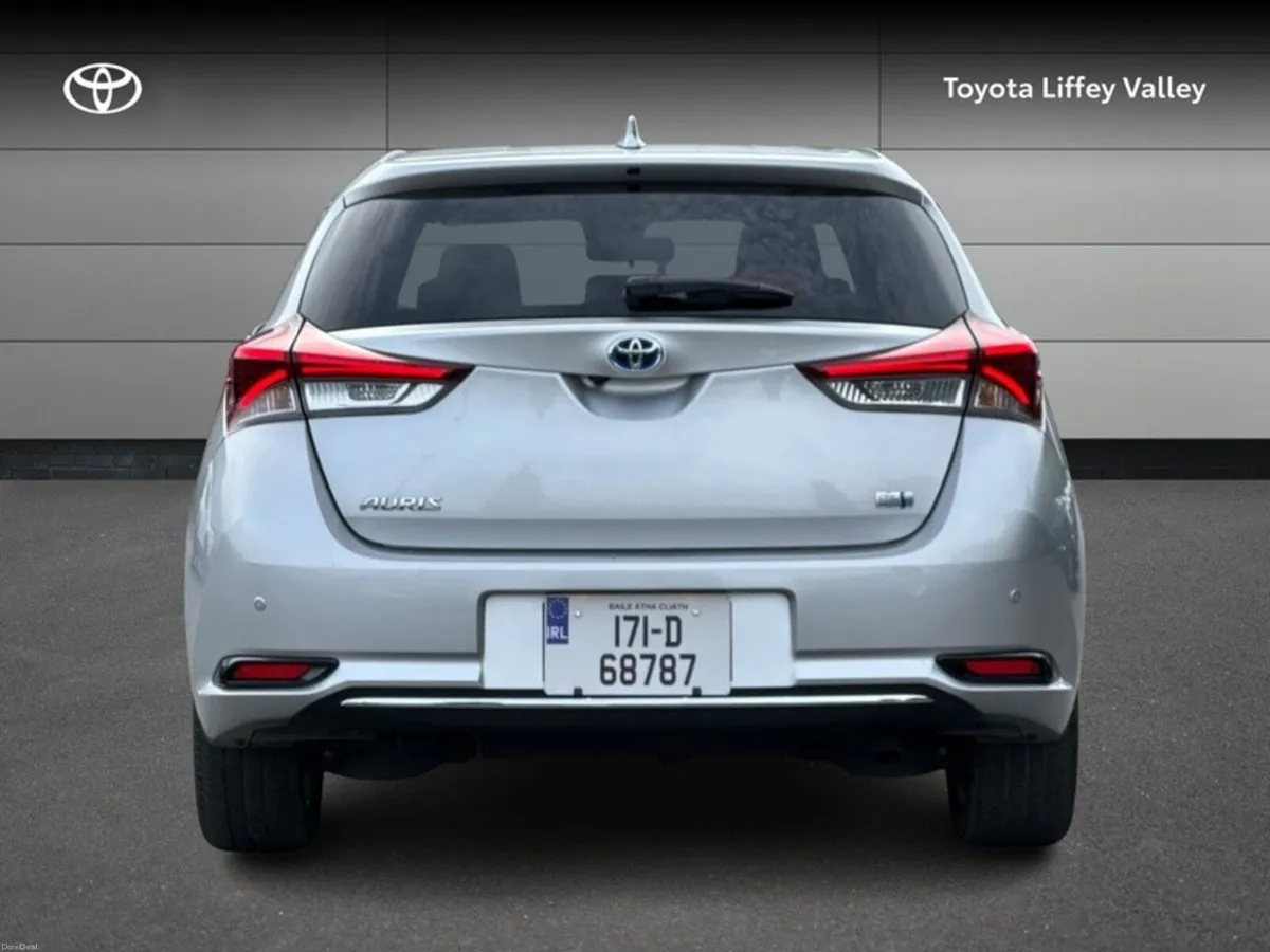 Toyota Auris AURIS HYBRID 1.8 - Image 4