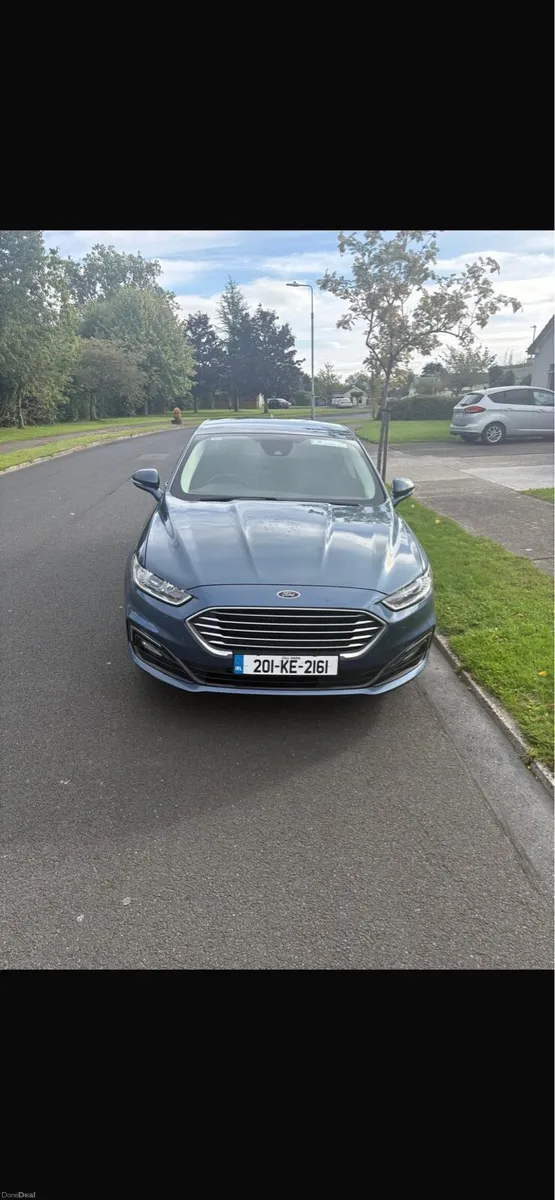 Ford Mondeo - Petrol Hybrid - Image 1