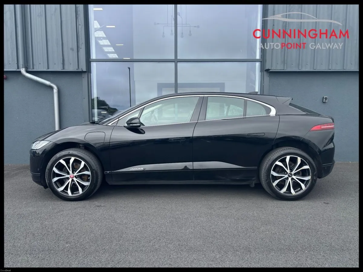 Jaguar I-Pace EV400 S AWD - Image 4