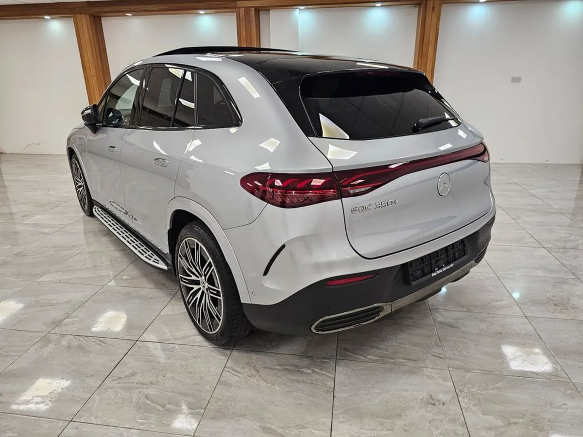 Mercedes-Benz EQE SLIDING SUNROOF - Image 5