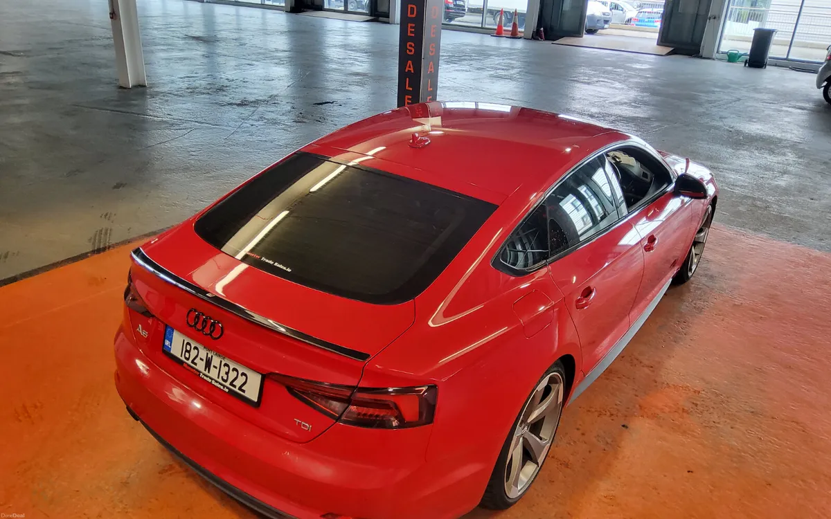 Audi A5 2018 - Image 2
