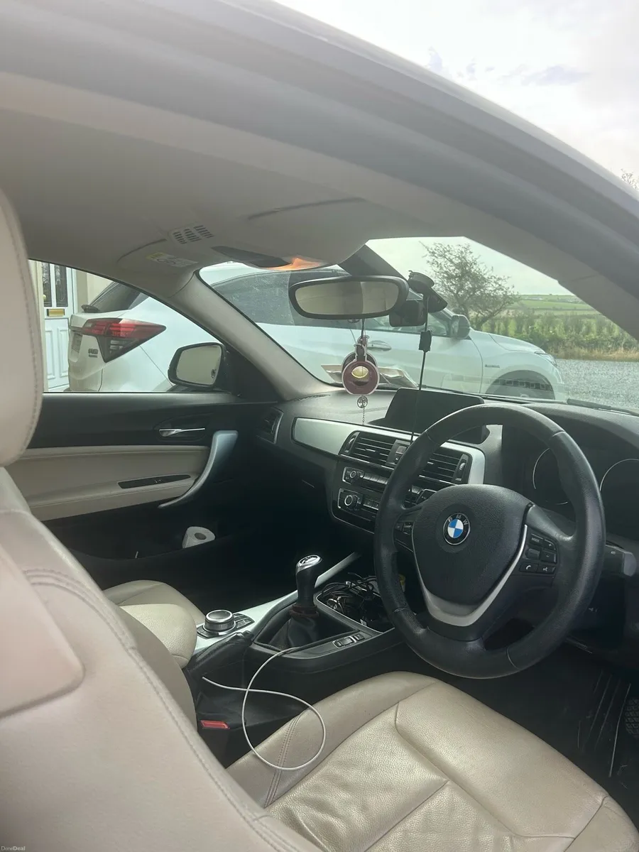 BMW 2 series - Image 4
