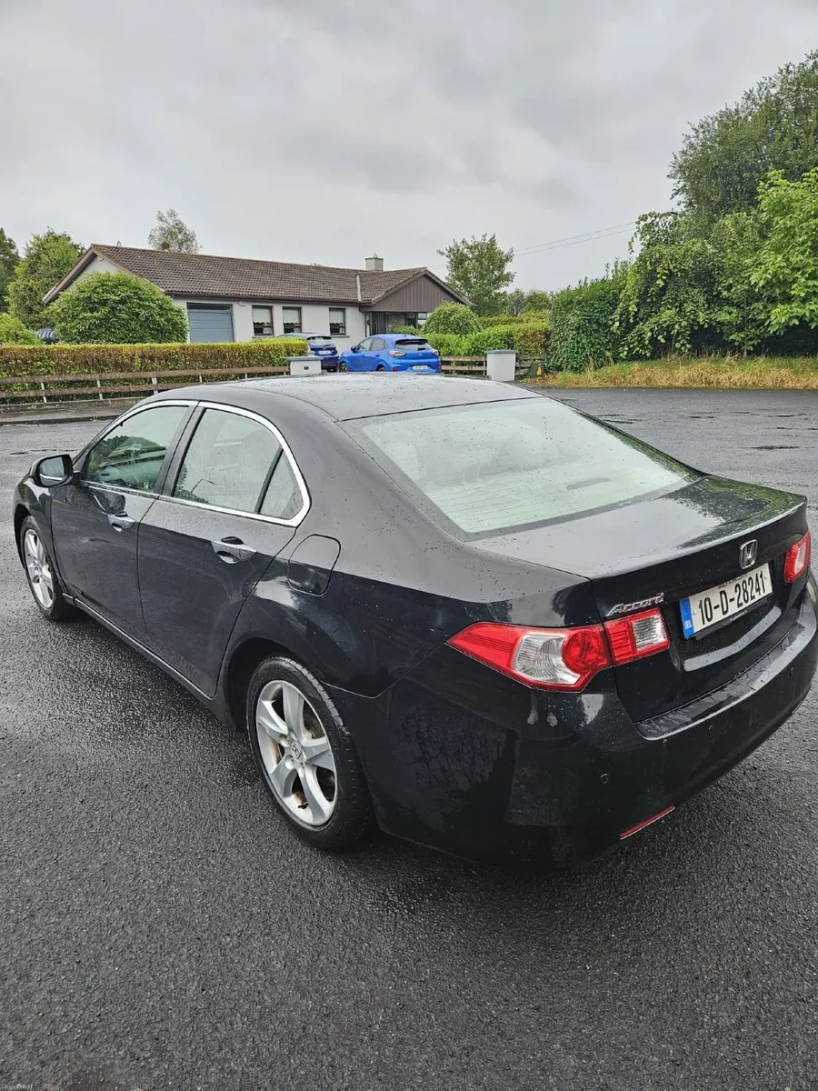 Honda Accord 2010 2.2 I-DTEC NEW NCT - Image 3