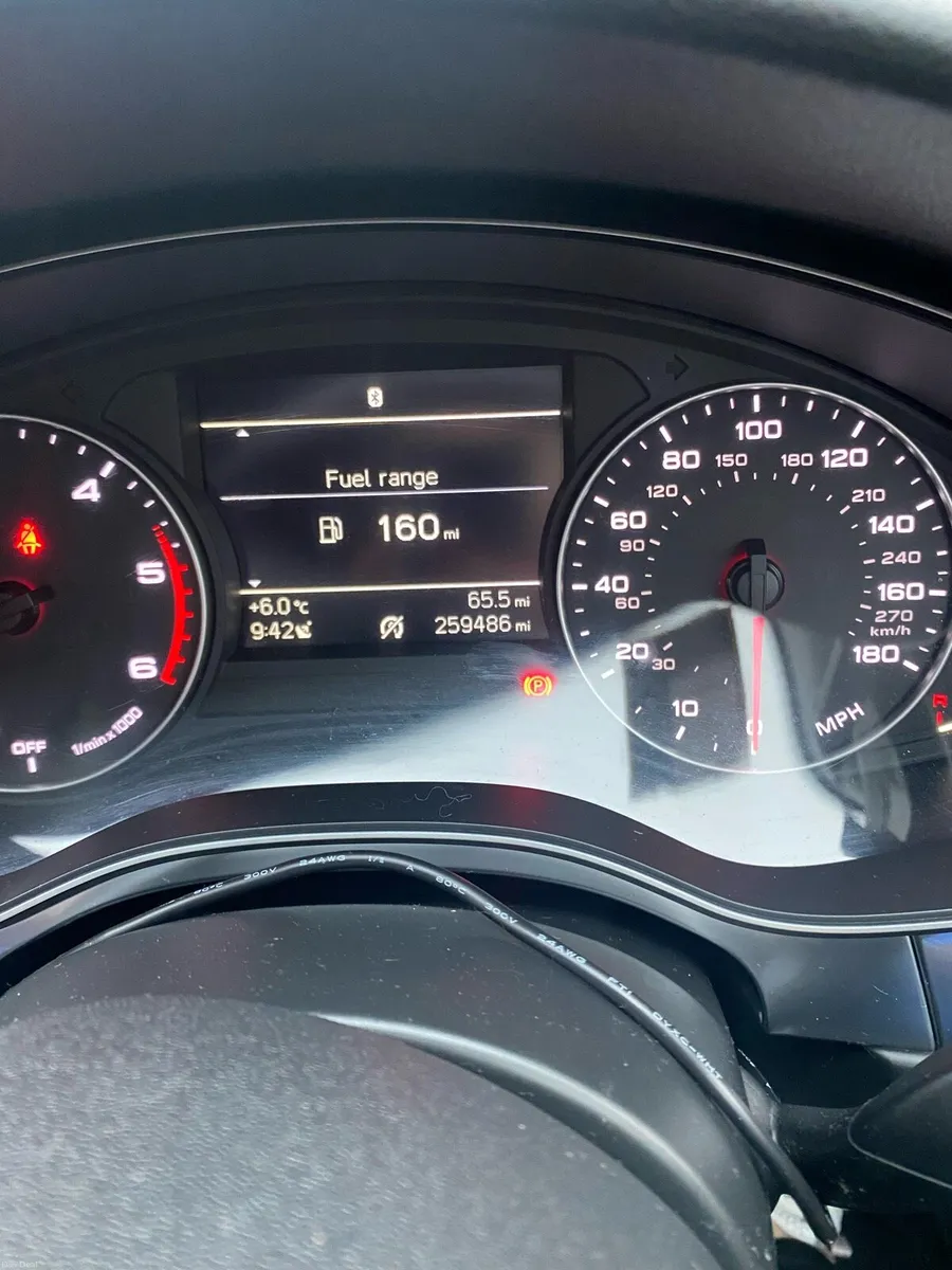 Car - Image 3