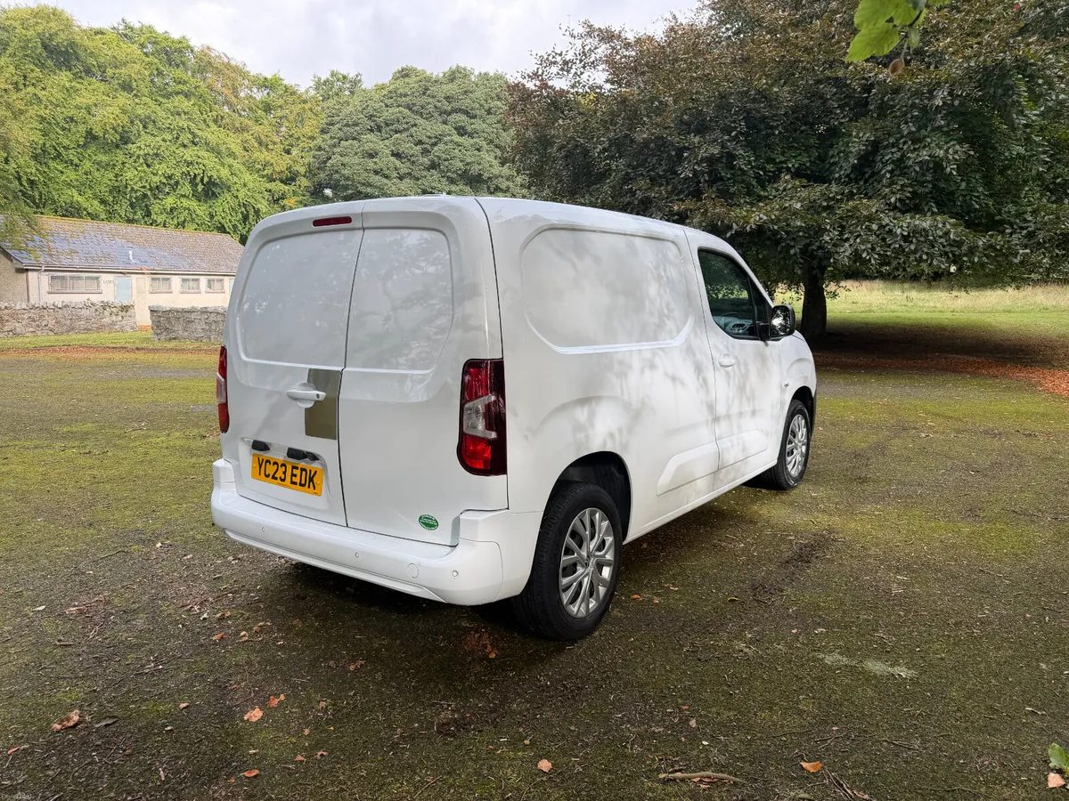 Citroen Berlingo 2023 - Image 5