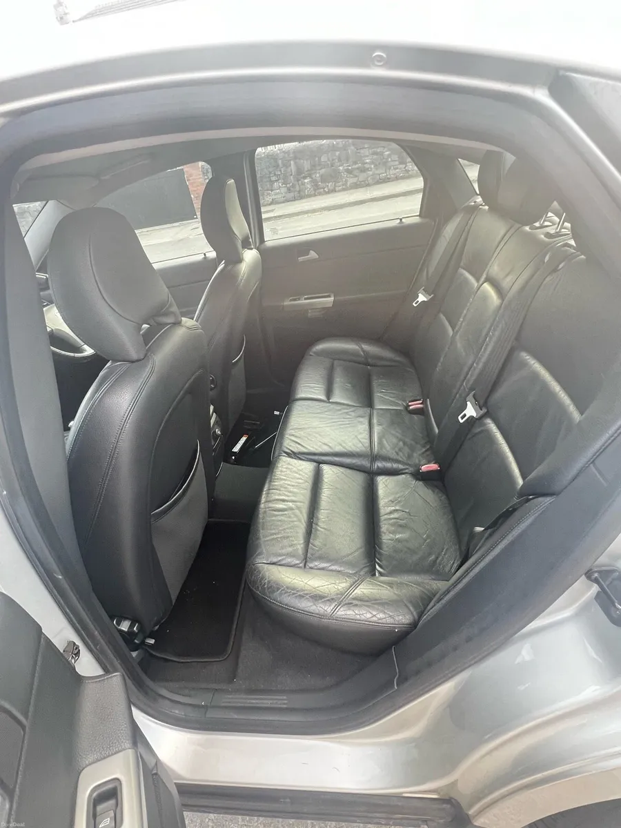 Volvo S40 - Image 6