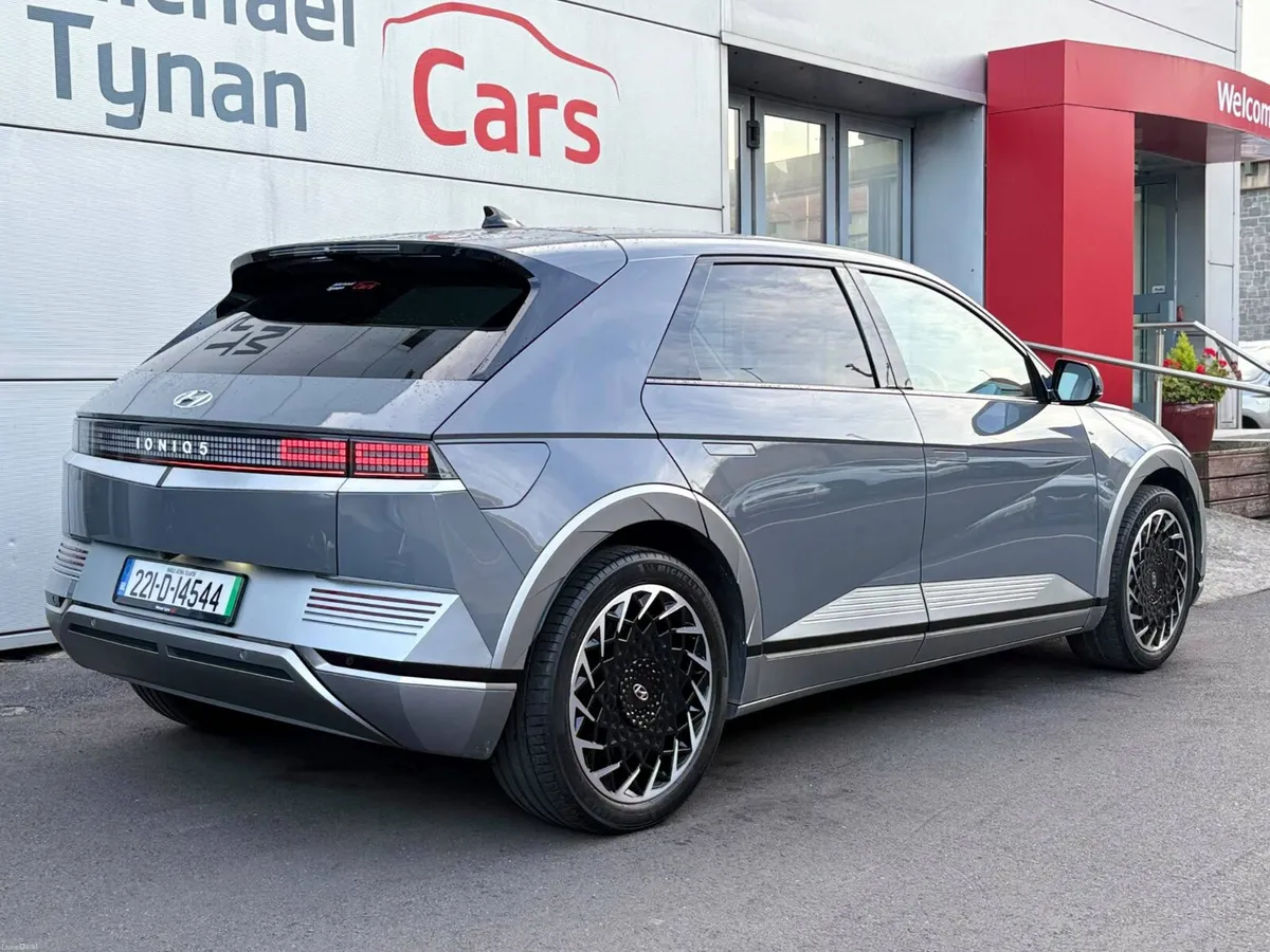 2022 Hyundai Ioniq 5 Premium 73kwh, 20" Alloys - Image 5