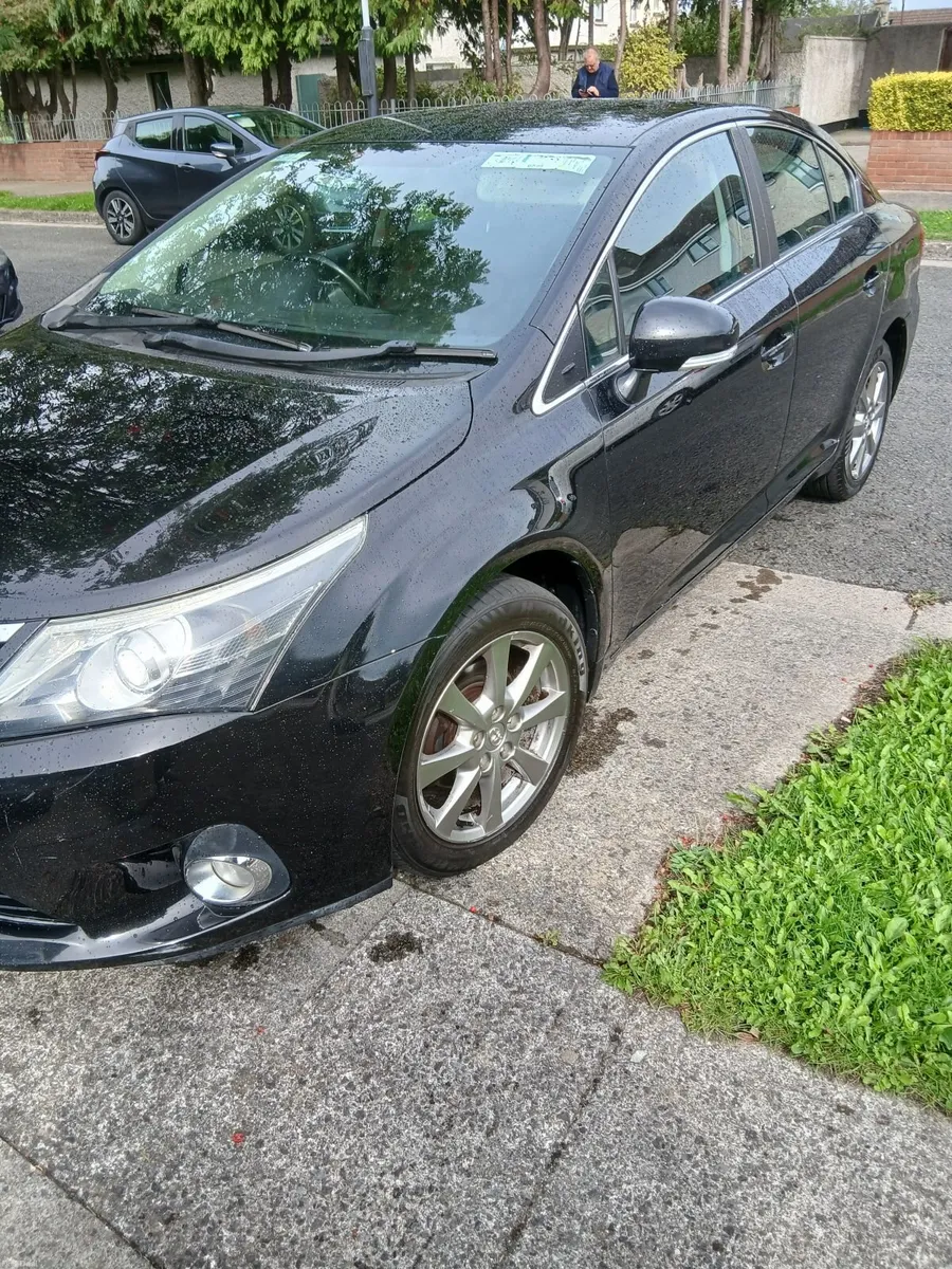 Toyota Avensis 2013 - Image 4