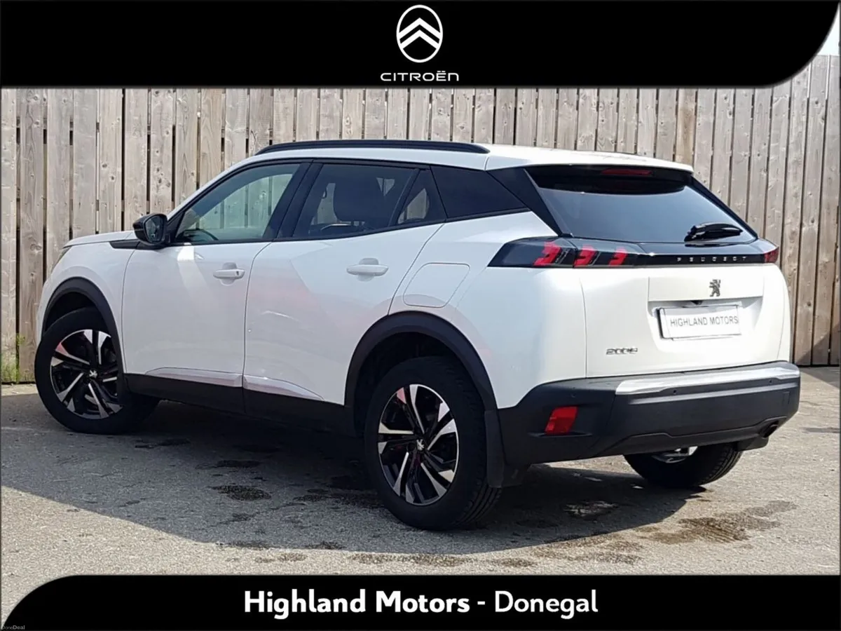 Peugeot 2008 1.2 Puretech 100bhp Allure - Image 3